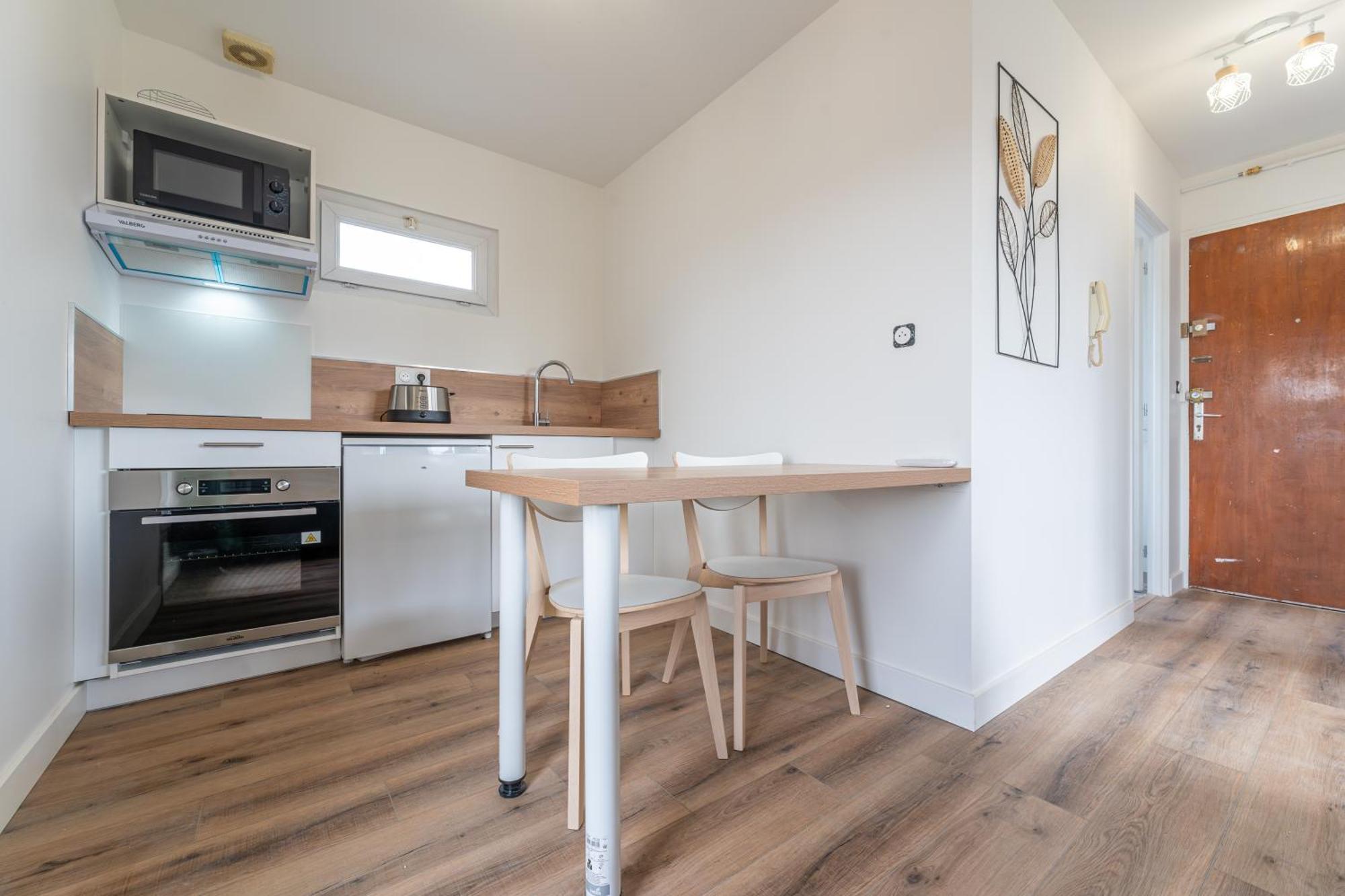 Bordeaux - Ma Residence Privee เบกเลส์ ภายนอก รูปภาพ