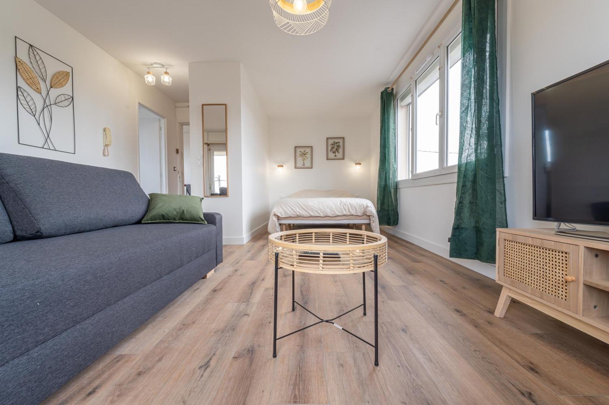 Bordeaux - Ma Residence Privee เบกเลส์ ภายนอก รูปภาพ