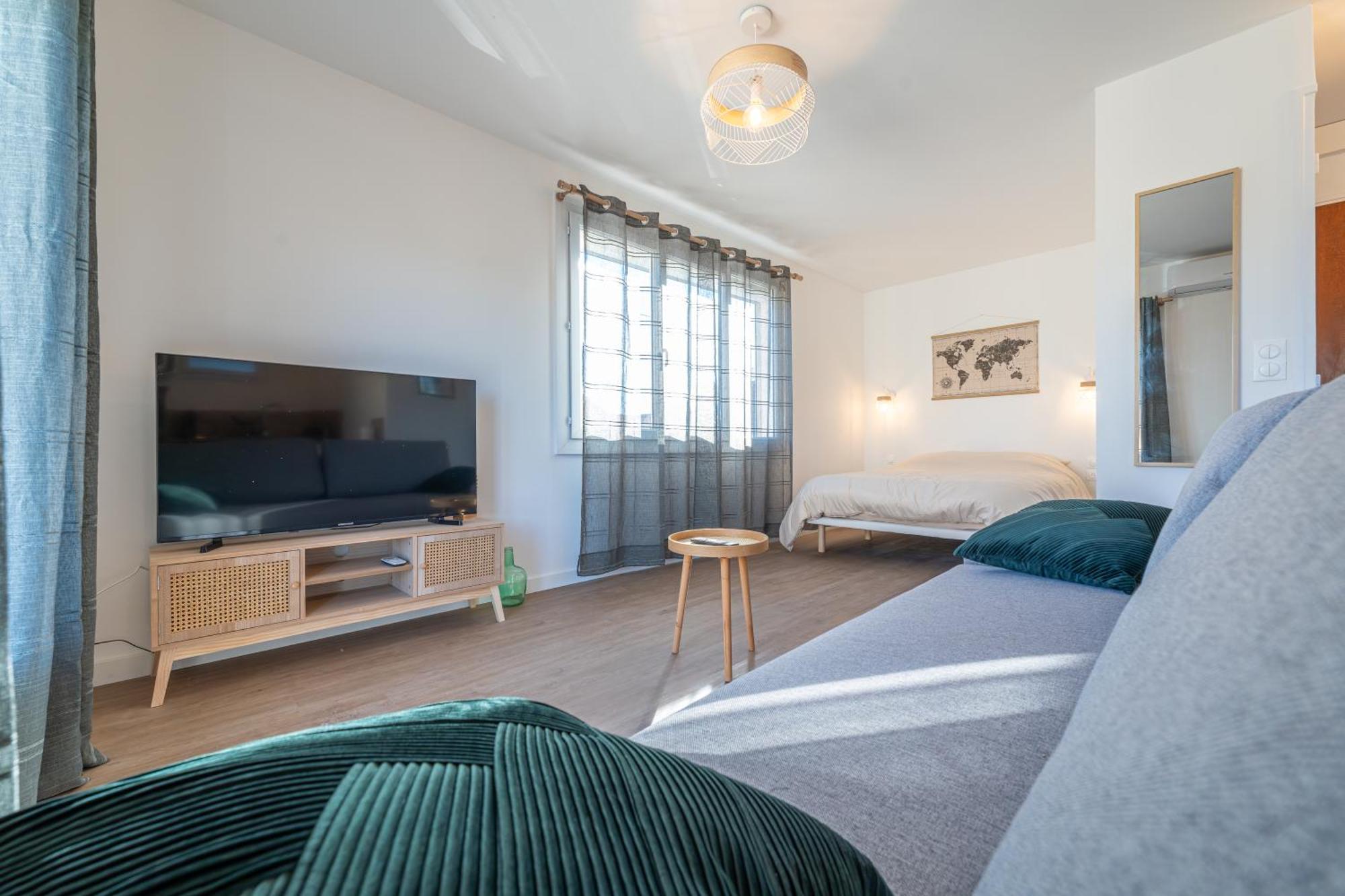 Bordeaux - Ma Residence Privee เบกเลส์ ภายนอก รูปภาพ